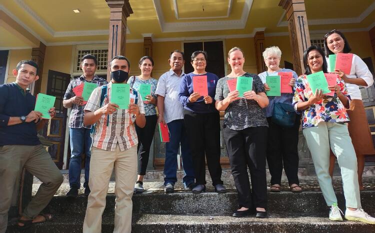 Abis baca karas hasil terjemahan Abis baca karas hasil terjemahan